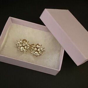 Elegant vintage Gold and Silver Floral Earrings